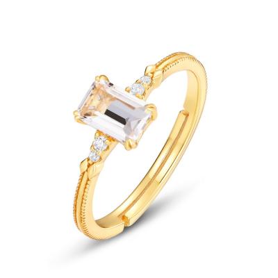 China FASHIONABLE Natural Crystal Big Gemstone Band 925 Sterling Silver Clear Quartz Ring for Ladies for sale