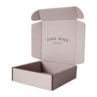 China Custom Logo Corrugated Cardboard Gift Paper Box Packaging Work Home Box Products Recyclable for sale