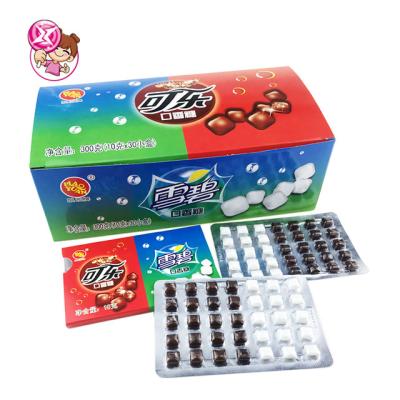 China Cola Mini Chewing Gum Tablet Small Size Crunchy Bubble Gum Bulk Mint Halal Chewing Gum Xz08 for sale