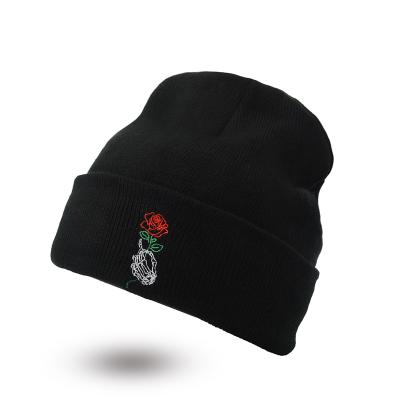 China JOINT Design Outdoor Sport Black Custom Unisex Ski Rose Embroidered Winter Beanies for sale