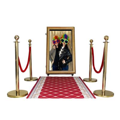 China Metal Case + Tempered Glass Panel Movable Photo Booth Mirror Photo Booth Digital Photo Booth for sale