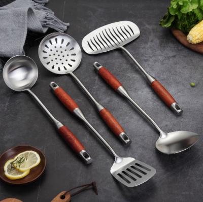 China Sustainable 304 Stainless Steel Utensil Kitchen Tool Kit Wood Handle Cooking Kitchenware For Sale for sale