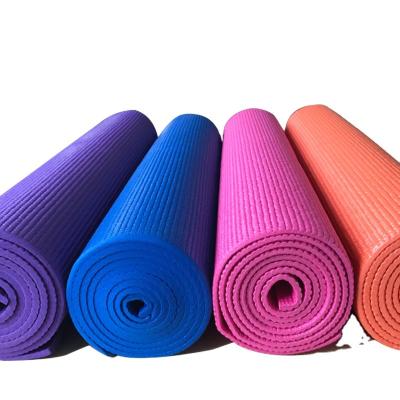 China Anti-slip Durable Washable Waterproof Eco-friendly Yoga Supplies 6mm Thickness PVC Yoga Mat Folding for sale