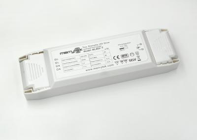 China Enclosure Constant Voltage Dimmable LED Driver 12Vdc 50Hz / 60Hz for sale