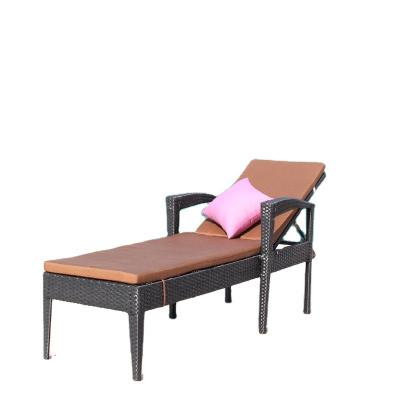 China Modern Steel, Rattan / Wicker And Outdoor Furniture General Use Seaside Folding Beds With Cushion for sale