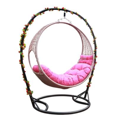 China Modern hot sale high quality handcrafted indoor/outdoor PE or Natural Ratten Swing Chair for sale