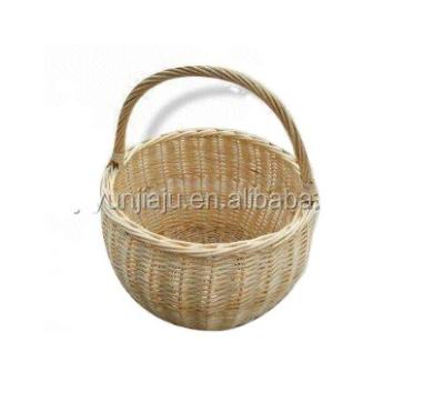 China Home Stocked Decor Props Chinese Willow Basket With Handles And Lid Part Basket for sale