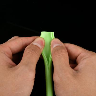 China Disposable Product Ideas New 2020 Drinking Straw Bpa Resealable Silicone Folding Straws for sale