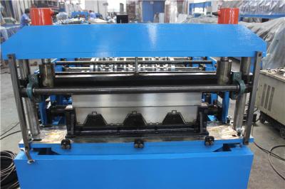 China 5.5kw Steel Sheet Floor Deck Roll Forming Machine 2 Year Guarantee for sale