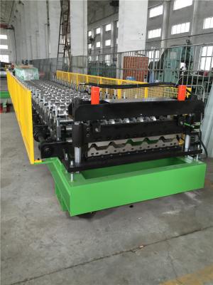 China PPGI Guide Pin Way 26 Stands Steel Roll Forming Machine with Mirror Polishing Rollers for sale