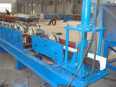 China 7.5KW Steel Gutter Roll Forming Equipment 3 Phase High Tensile Strength for sale