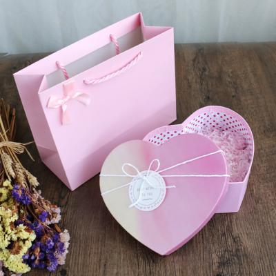 China E304 Pink Handmade Cardboard Heart Paper Packaging Box , Heart Shaped Gift Box Packaging Wholesale for sale