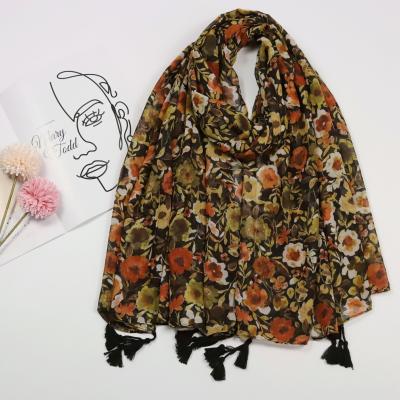 China Fashion Temperament Scarf Multi-use Cotton Multi-use Floral Printed Women Tassel Soft Smooth Feeling Squishy Scarf for sale