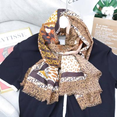 China Soft Smooth Feeling 2021AW Twill Cotton Sheet Factory Printed Scarf Designer Fashion Lady Style Long Scarf Wide Shawl for sale