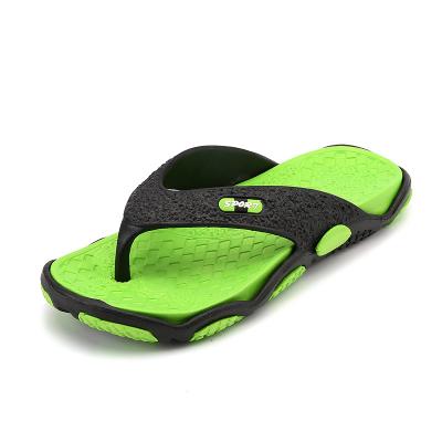 China Factory wholesale price flat men's summer non-slip flip flops, personality fashionable design and flat soft for beach slipper for sale