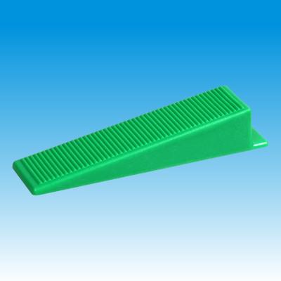 China Zero Tile Leveling Wedges Green Color Plastic Tile Wedge for sale