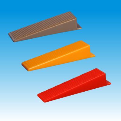 China EUROPEAN Manufacturer Ceramic Tile Factory and Installation Tools Leveling Large Spacer Wedge Tile Leveling System for sale