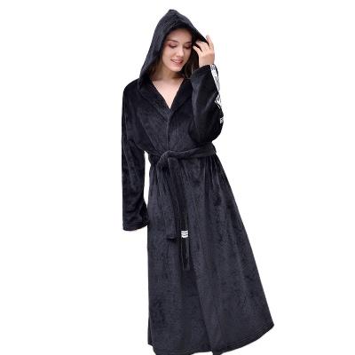 China New Design Thermal Plus Hooded Personalized Super Soft Coral Flannel Fleece Couples Fleece Bathrobe Girls Bathrobe for sale