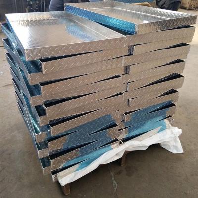 China Machine Manufacture Service Custom Sizes Stainless Steel Metal Pet Crate Replacement Pan for sale