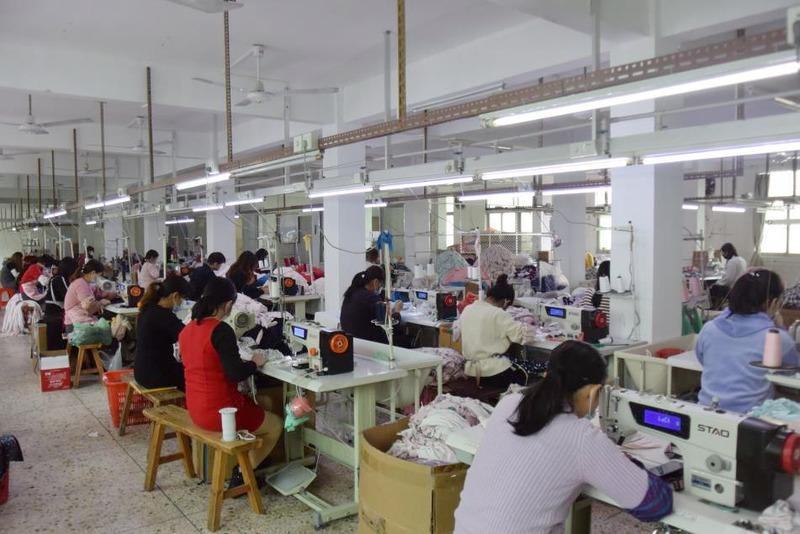 Verified China supplier - Shantou Xunyu Garment Co., Ltd.