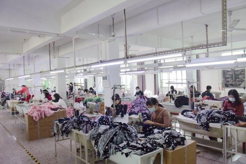 Verified China supplier - Shantou Xunyu Garment Co., Ltd.