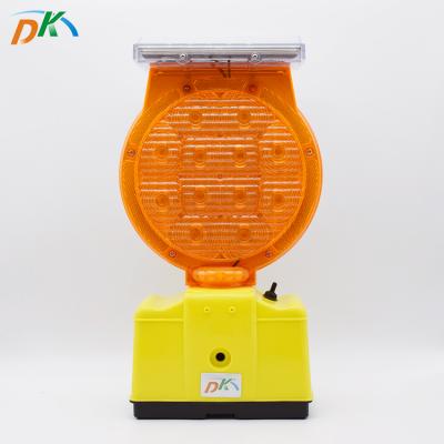 China Traffic Safety Led Warning Lights DK LED High Brightness Synchronous Flash Order LED Solar Barricade Light for sale