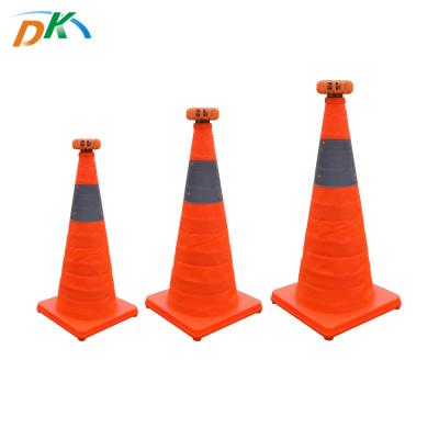 China Road Safety Durable Outdoor Reflective Folding Cones Folding Traffic Cone With Warning Light for sale