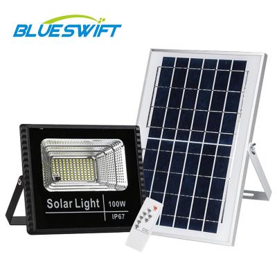 China Outdoor SMD Solar Flood Light With Battery Indicator 500 Watt Flood Light for sale