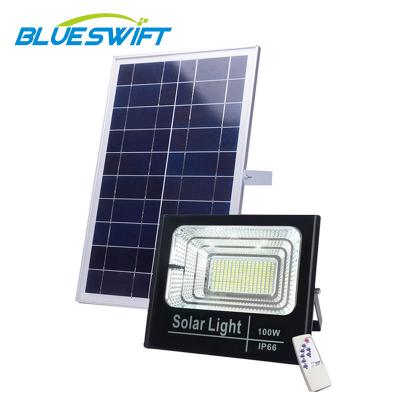 China Outdoor Solar Flood Light 100w Reflector LED Flood Light Solar LED Flood Light for sale