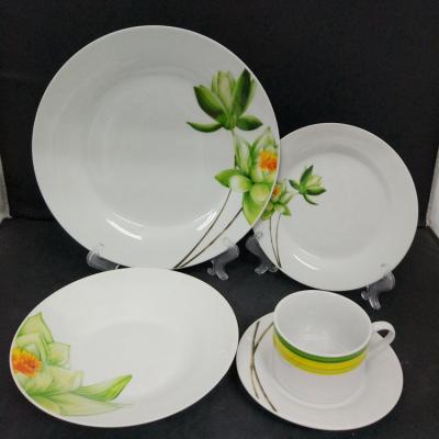 China 30pcs Round Decal Porcelain Dinner Set Viable Ceramic Tableware Juegos De Cena Flower Printed for sale