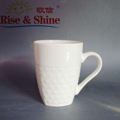 China Sustainable Tazas Square Embossed Wholesale High Quality Ceramic 14oz Coffee Mug Tea Mugs With Gold Rim for sale