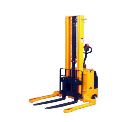 China Electric Building Material Stores Forklift Full Pallet Stacker With Straddle Leg for sale