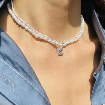 China FASHIONABLE Custom Jewelry Copper Zircon Necklace Freshwater Pearl QIANZUYIN Baroque Pearl Necklace for sale