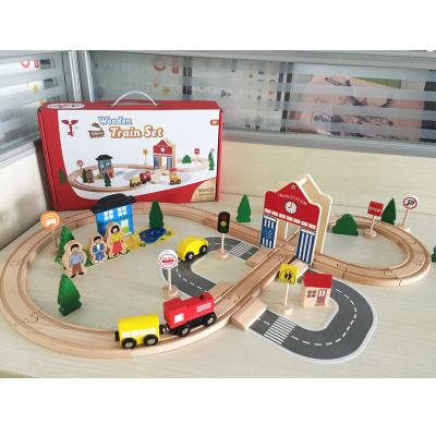 China Toy Assembling Puzzle Toy 50 Track Train Wooden 8 Shaped Small Track Train Pieces for sale