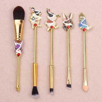 China Angular Blush Anime Movie Makeup Set Brush 5 Pieces Bunny Handle Foundation Eyeshadow Brush for sale