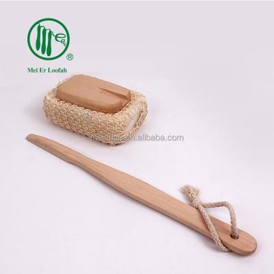 China High Quality Long Handle Wooden Handle Long Back Scrub Shower Brush for sale