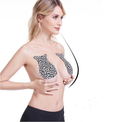 China New Design Silicone Invisible Adhesive Breast Pies Sticky Bra Women's Bra Nipple Cover Lift Up for sale