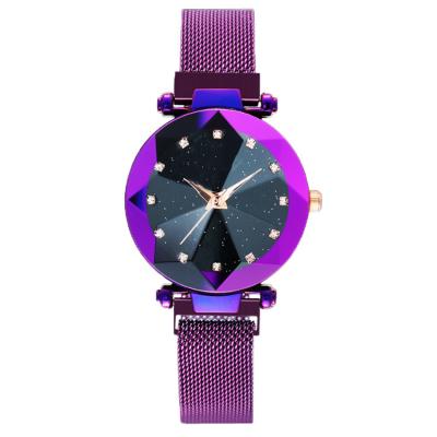 China Stainless Steel Magnet Buckle Sky Student Watch Magnetite Ladies Starry Milan Fashion Watch for sale