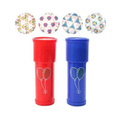 China Promote kids manipulative ability and operationl 2021 new design kaleidoscopes toys 2color mixed funny kaleidoscopes display box for kids for sale