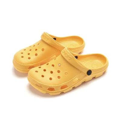 China LOW MOQ Lightweight Cheap Wholesale Classic EVA Strap Sandals Slides Slippers Men's and Women's Clogs for sale