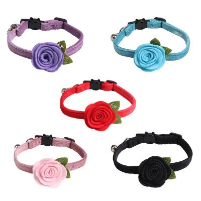 China Amigo DETACHED Popular Design Felt Flower Pet Collar Fashion Safety Floral Cute Cat Collar With Bells Adjustable for sale