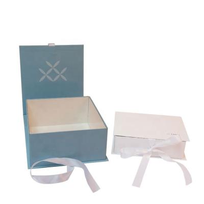 China Wholesale Handmade Cardboard Paper Folding Packaging Boxes Printed Logo Ribbon Folding Packaging Gift Box for sale