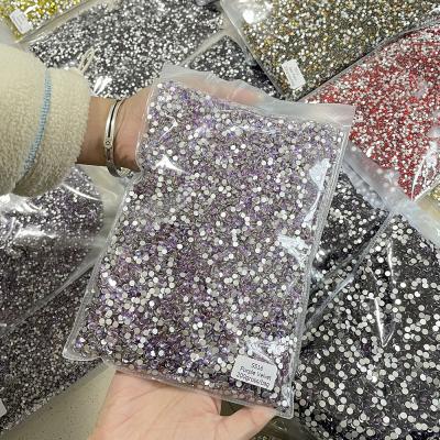 China Flatback XULIN SS3 SS4 SS5 SS6 SS8 SS10 SS12 SS16 SS20 Wholesale Black Glass Flat Back Rhinestones Hotfix Non Glass Wholesale for sale