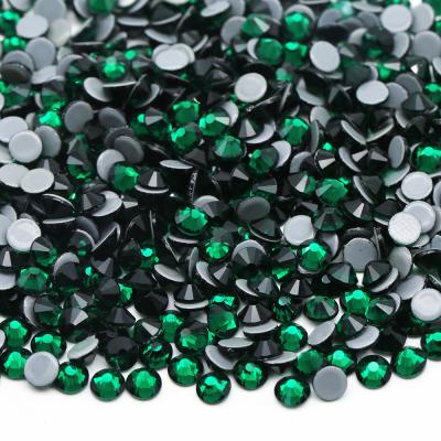 China Wholesale SS3-SS30 Emerald Diamond Stone Hot Fix Rhinestones Flatback XULIN Glass Rhinestones For Shoes Bags Decoration for sale