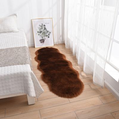 China Factory Sale Faux Fur Anti-slip Living Room Warm Comfortable Household Centerline Blanket Eco-Friendly for sale