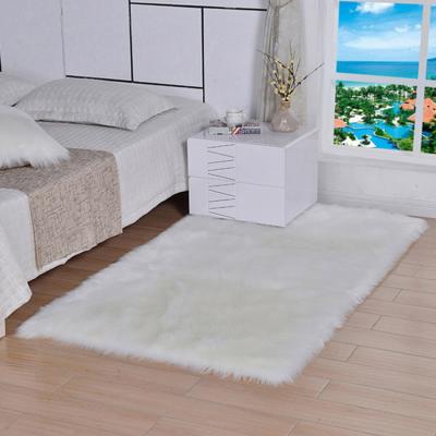 China Large Varieties Of Price Promotion Natural Washable Faux Fur Carpet Big Price for sale