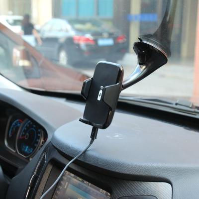 China Adjustable Car Wireless Charger Qi Auto Sensor Charging Car Phone Holder Fast Charging Wireless Mount For iPhone12 for sale