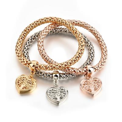 China Heart Shaped Pendant Set Elastic Tree Of Life Bracelet Women's Bracelet for sale