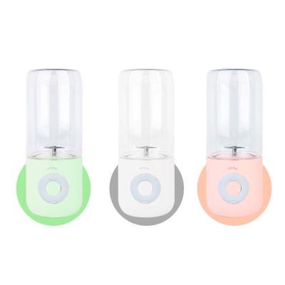 China 500ml Car Rechargeable Mini Small Citrus Vegetable Fruit USB 6 Blades Blender Portable Blender Juicer en venta