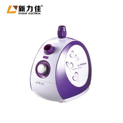 China XLJ-801A Vertical Simple Practical Steam Iron 0.8L Vertical Spare Parts for sale